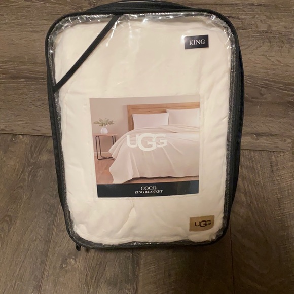 UGG Other - UGG COCO Blanket!!